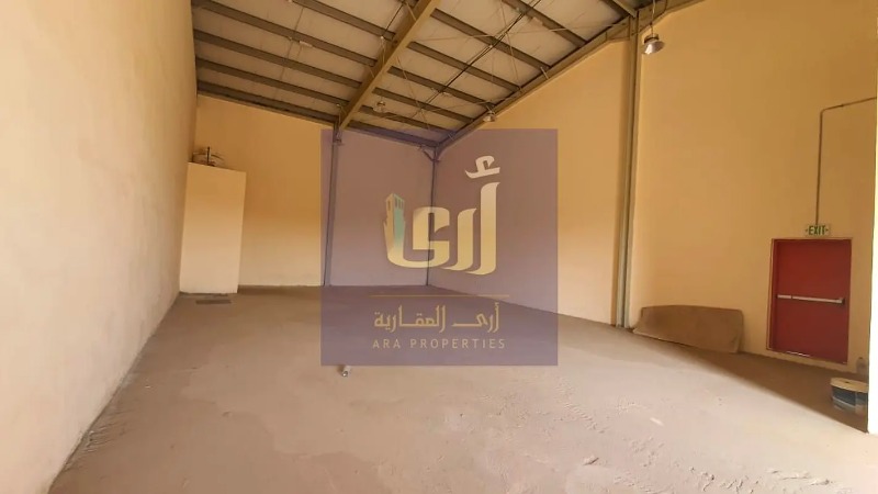 AMAZING OFFER 2WAREHOUSE TOGETHER SIZE 4500SQFT RENT 160K AL SAJJA AREA NEAR CEMENT FACTORY SAJJA photo 2