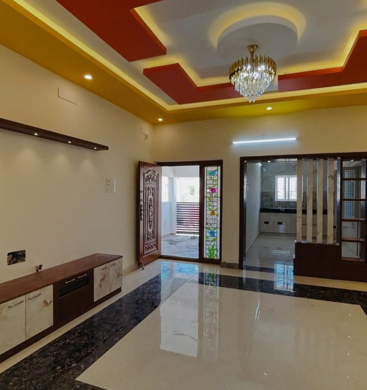 House  for sale  photo 2
