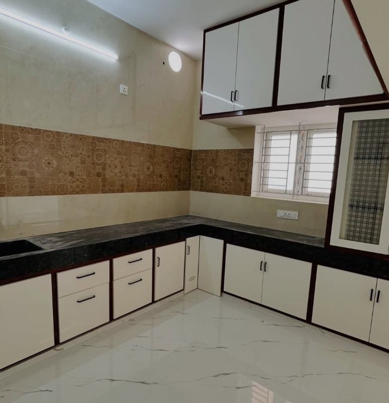 House for sale  photo 4