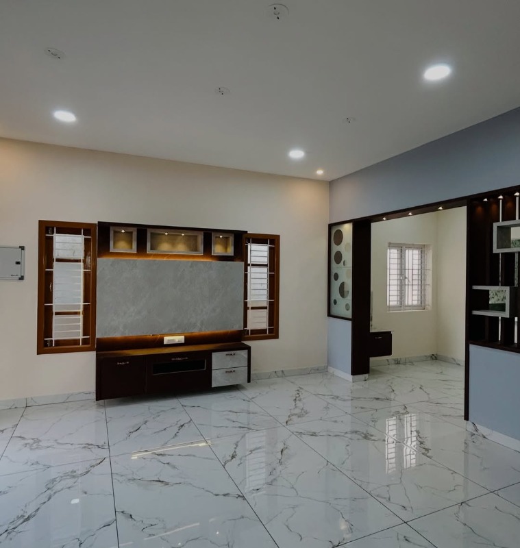House for sale  photo 2