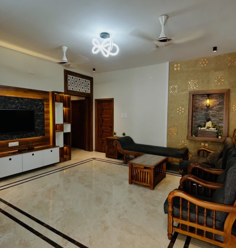 House for sale  photo 2