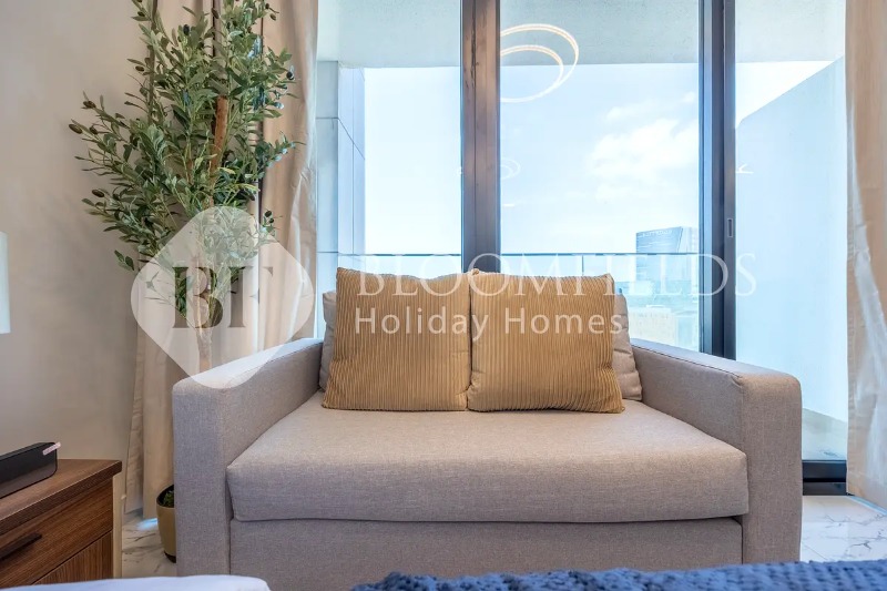 High Floor | Canal View | Long-Short Term photo 4