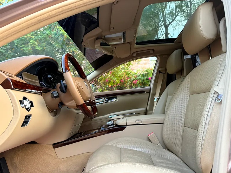 Mercedes-Benz S-Class S 500 4Matic photo 2