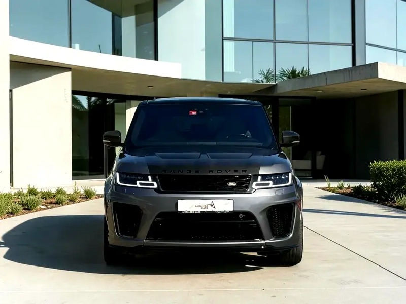 Land Rover Range Rover Sport SVR photo 2