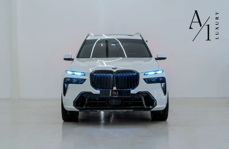 BMW X7 xDrive40i photo 2