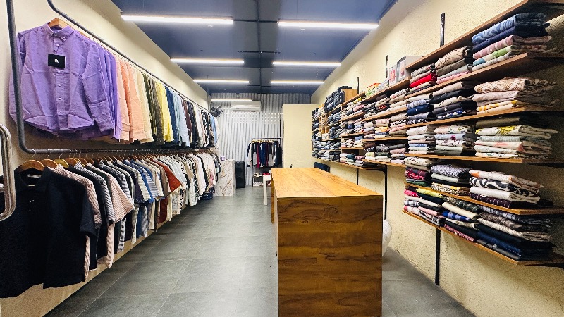 Trial clothing store photo 2