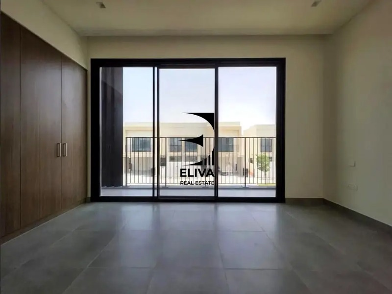 Single Row | 2BR+Maid | Excellent Condition photo 2