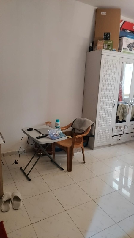 Room for rent for 2 months June 1 to July 31 photo 4