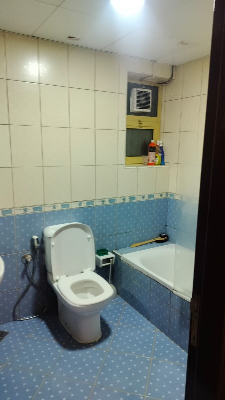 Room for rent for 2 months June 1 to July 31 photo 3