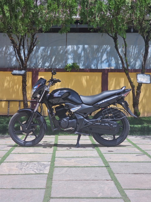 ➖2016 model CB Unicorn ➖Single onwer ➖36000km ➖Good condition   photo 4