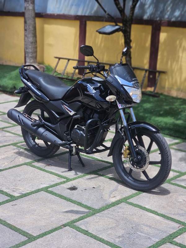 ➖2016 model CB Unicorn ➖Single onwer ➖36000km ➖Good condition   photo 2