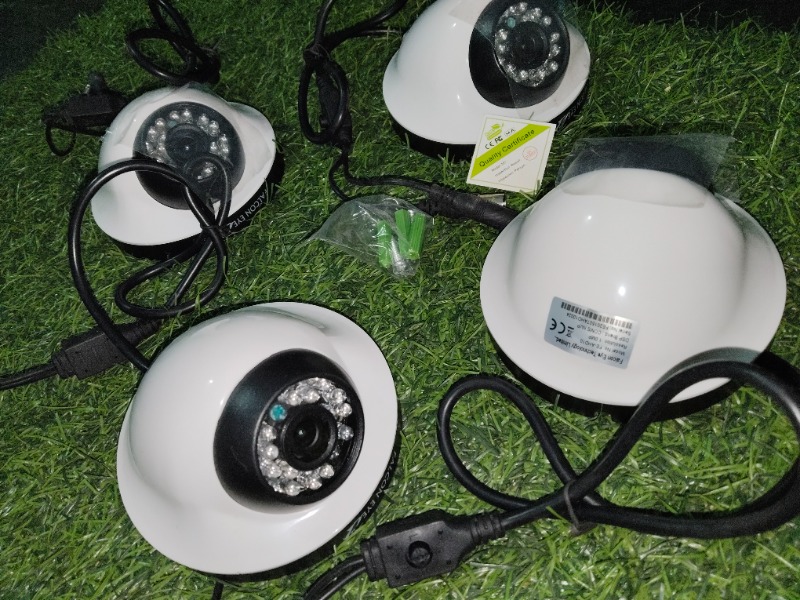 Cctv camera brand NEW 4 packages with box and paper photo 4