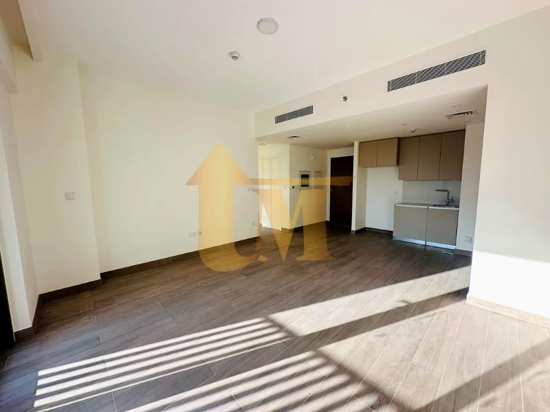 Brand New | Prime Location | Amazing Finishing photo 3