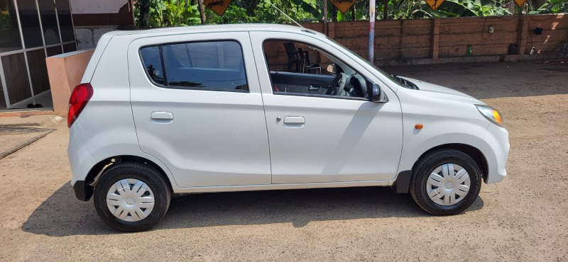 Alto 800 photo 2