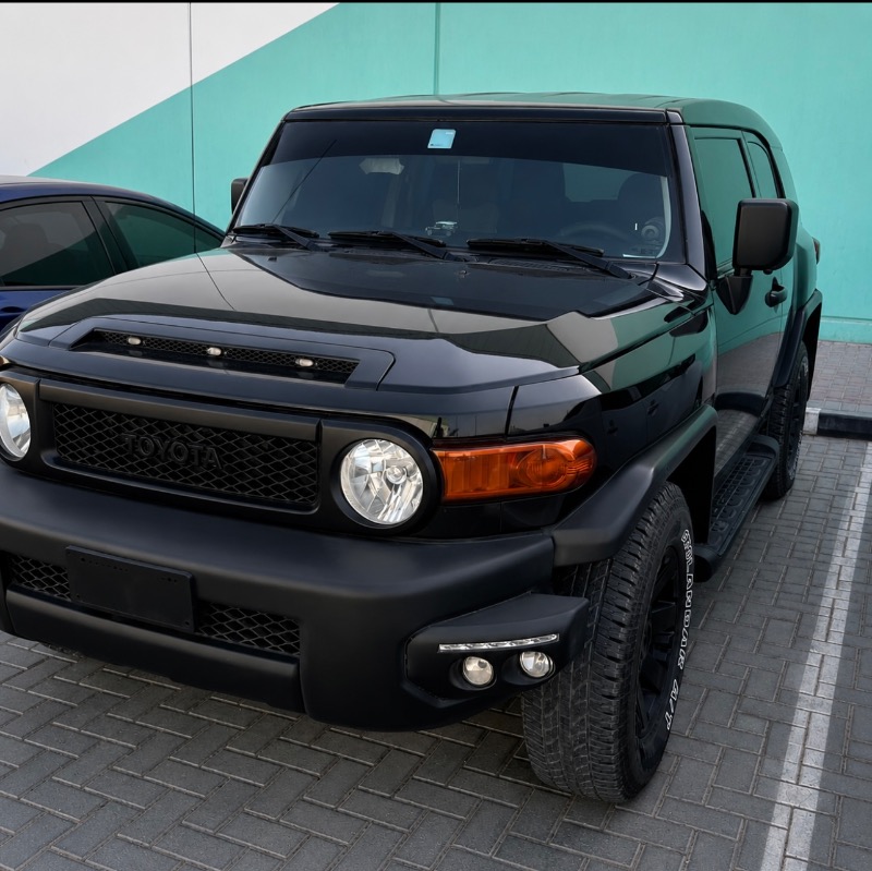 FJ CRUISER BLACK EDITION 2013 GCC ZERO ACCIDENT photo 2