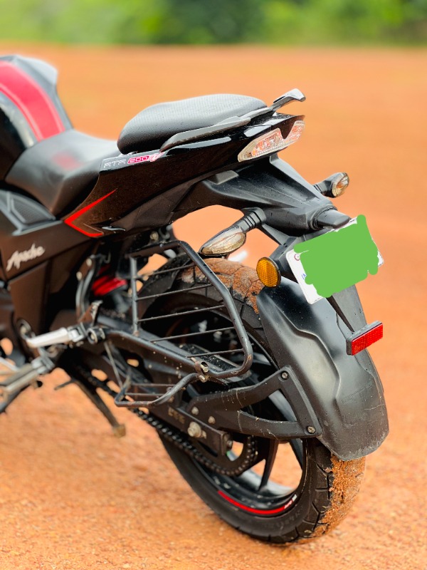 TVS Apache rtr 200 4v photo 2