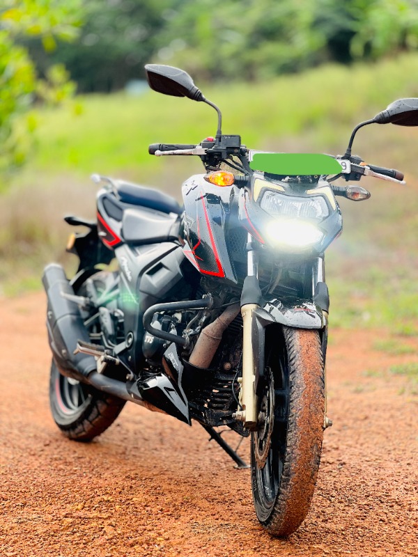 TVS Apache rtr 200 4v photo 3