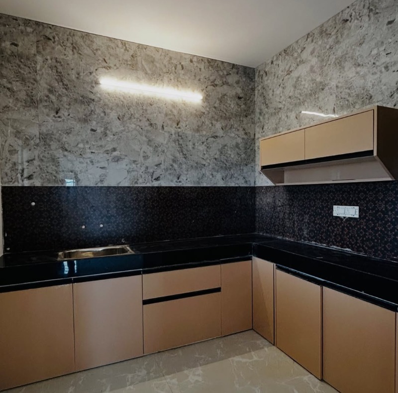 House for sale  photo 2