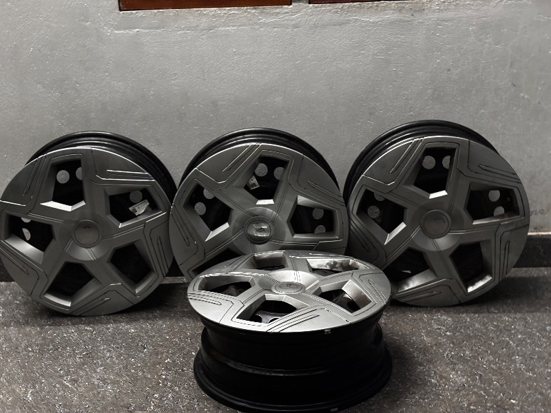 Tata nexon wheel dram with wheel cup photo 3