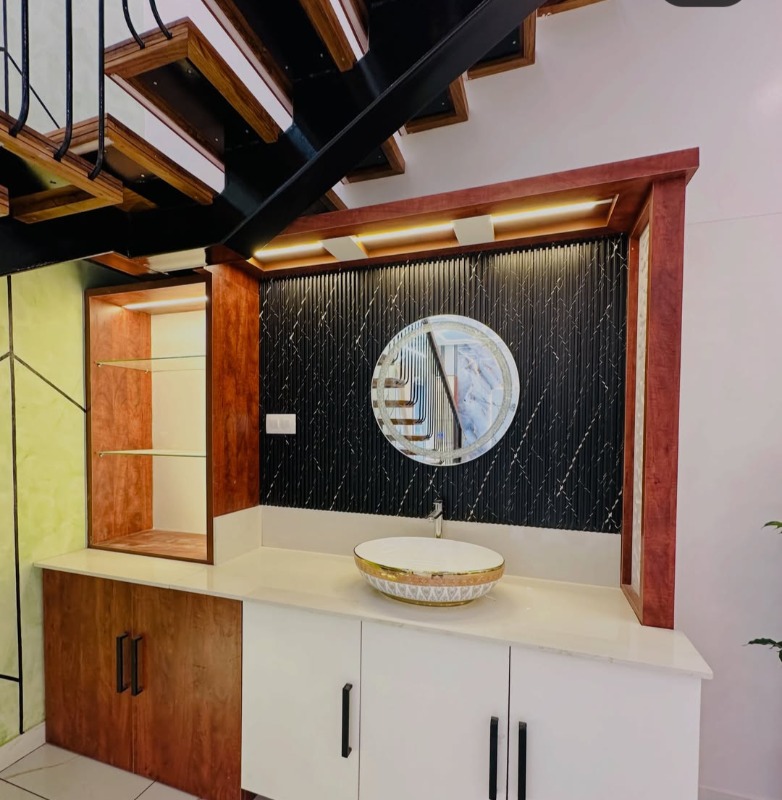 House for sale  photo 2