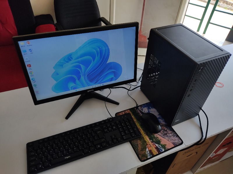 Brand new i3 4th gen full set Desktop computer for sales with warranty  photo 2