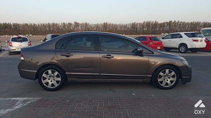 Honda Civic i-VTEC  photo 3