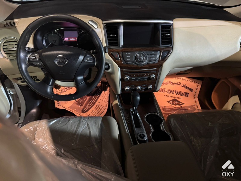 Nissan Pathfinder Hybrid Sunroof  photo 3