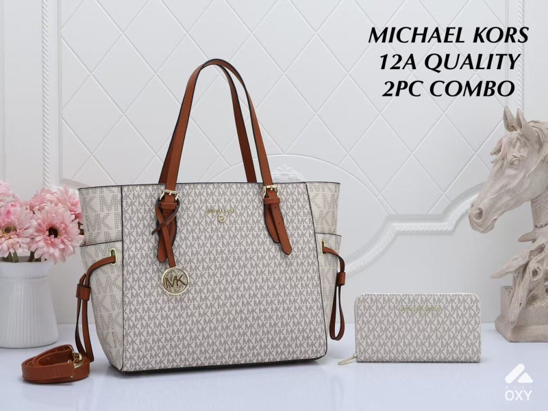 Michael kors photo 4