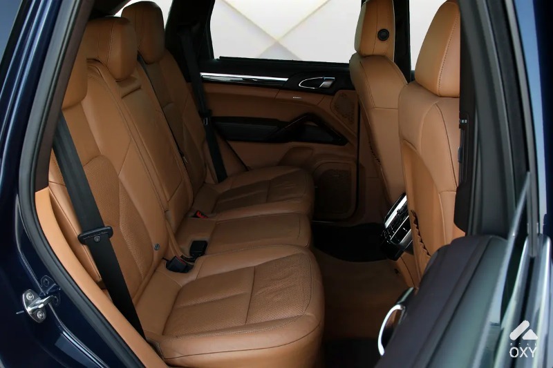 Porsche Cayenne S photo 3