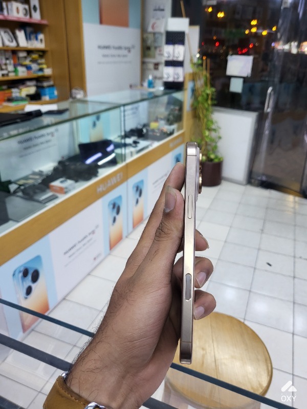 Iphone 16 pro max 256gb HK HRALTH OF BETTERY90 photo 3