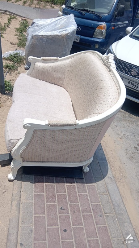 3 SEATER SOFA  photo 2
