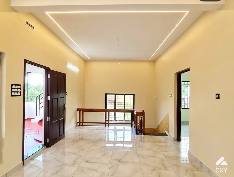 House for sale  photo 4