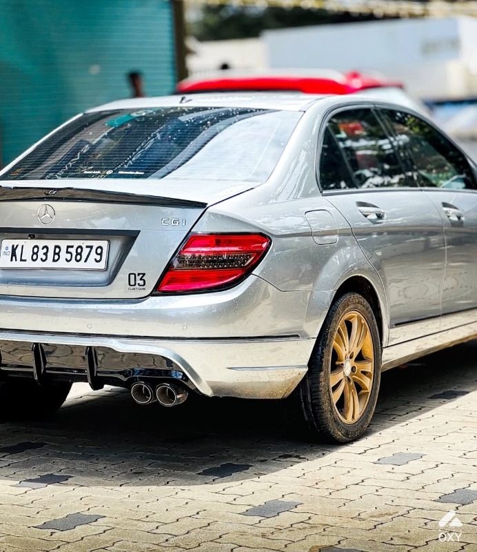 BENZ C200 photo 4