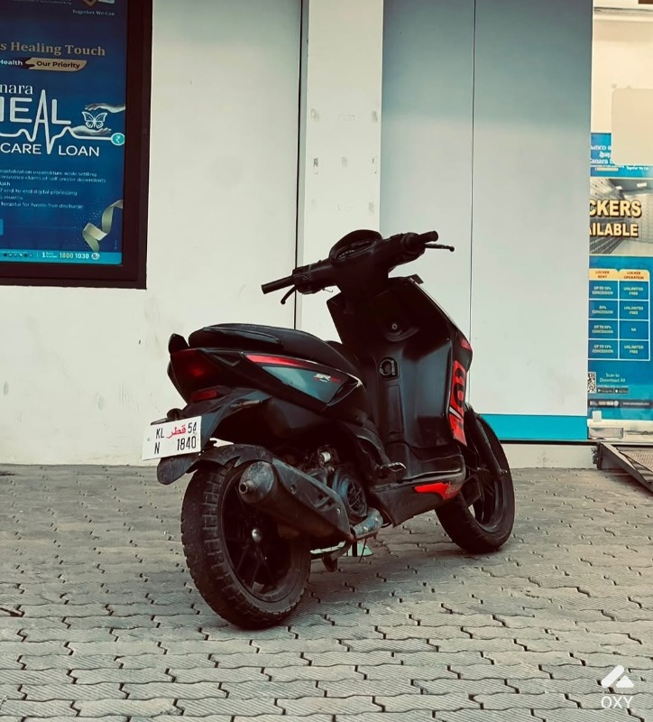 Aprilia SR 160 photo 2
